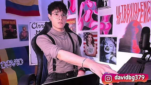 Snapshot of cinnamon_boyxxx chatting on March 9, 2025, 1:56 am cinnamon boyxxx online show from March 9, 2025, 1:56 am