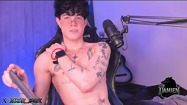 Snapshot of cinnamon_boyxxx chatting on September 26, 2025, 5:11 am cinnamon boyxxx online show from September 26, 2025, 5:11 am