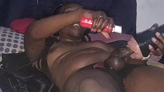 suzyswallowsxxx704 online show from April 5, 2026, 4:15 pm