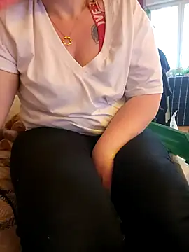 cruellaculdenfer67 online show from January 13, 2026, 8:52 am