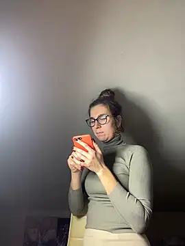 ur pleasure  online show from December 10, 2024, 7:22 pm