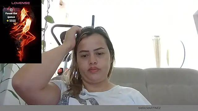 Snapshot of saramartinez1000 chatting on March 19, 2026, 2:43 pm saramartinez1000 online show from March 19, 2026, 2:43 pm