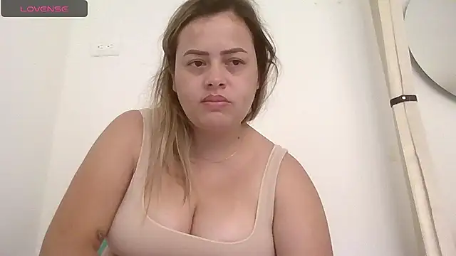 Snapshot of saramartinez1000 chatting on May 22, 2026, 3:39 pm saramartinez1000 online show from May 22, 2026, 3:39 pm