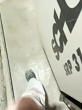 Din0071 online show from March 19, 2025, 11:47 pm