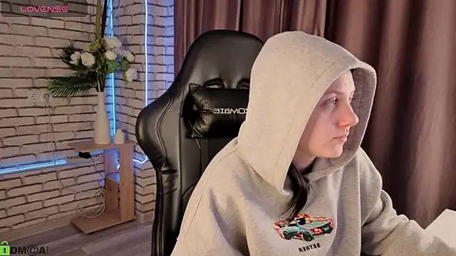 Kvetachka online show from December 2, 2025, 1:00 am