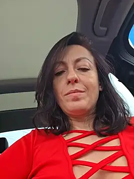 Snapshot of lovewildguy1 chatting on December 4, 2025, 7:39 am lovewildguy1 online show from December 4, 2025, 7:39 am