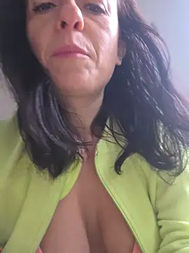 Snapshot of lovewildguy1 chatting on May 13, 2026, 6:22 am lovewildguy1 online show from May 13, 2026, 6:22 am