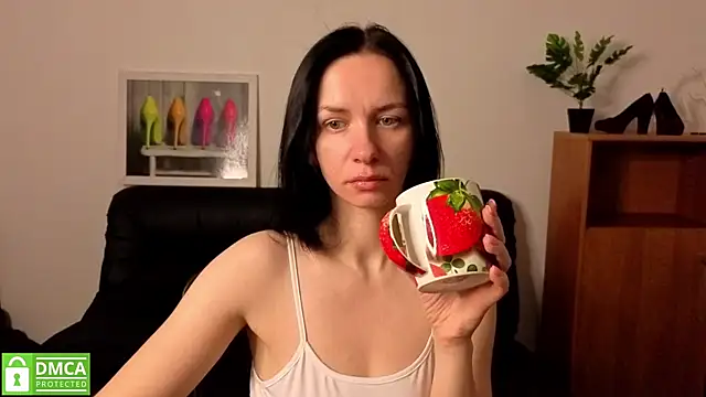 annakillianox online show from April 27, 2026, 5:27 am