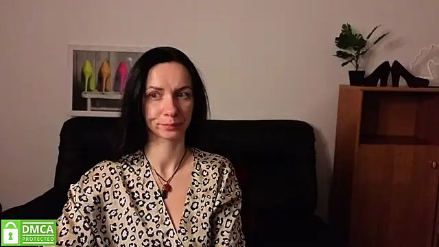 annakillianox online show from May 20, 2026, 5:24 am