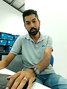 Snapshot of Heman100492 chatting on October 16, 2025, 9:43 am Heman100492 online show from October 16, 2025, 9:43 am