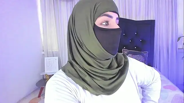 Snapshot of Uzra_hayed chatting on February 6, 2026, 5:27 pm Uzra hayed online show from February 6, 2026, 5:27 pm