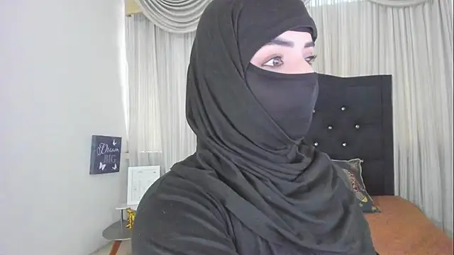 Snapshot of Uzra_hayed chatting on February 24, 2026, 7:12 pm Uzra hayed online show from February 24, 2026, 7:12 pm