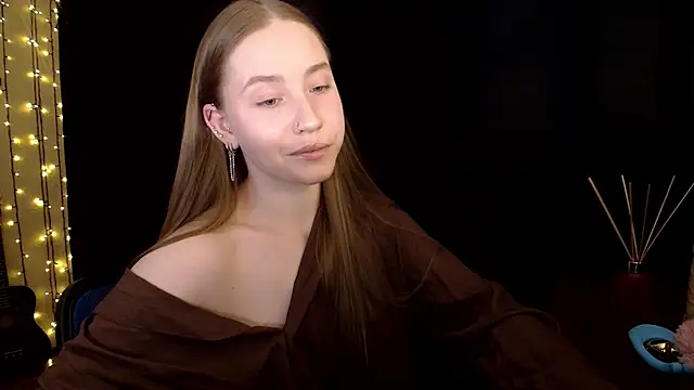 SindiWatsoon online show from March 16, 2026, 3:05 pm