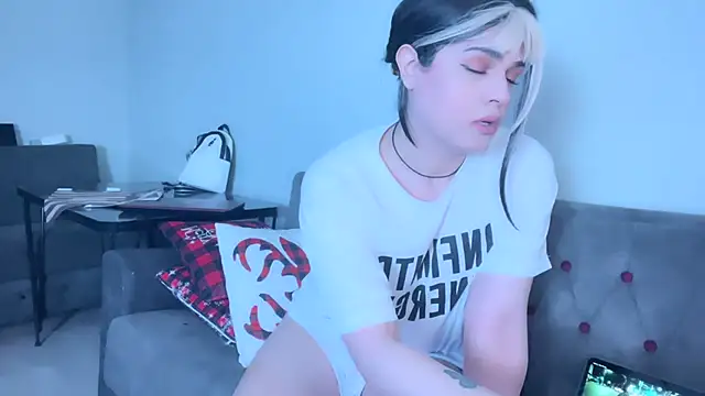 Arab tgirl online show from May 17, 2026, 8:38 pm