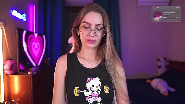 Kamila icee online show from November 20, 2025, 8:19 pm