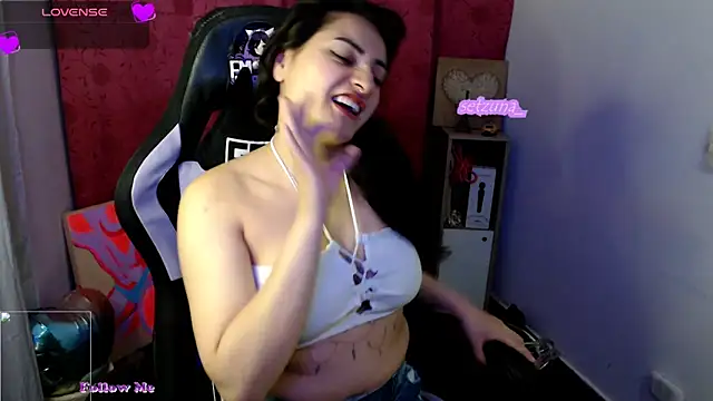 Snapshot of setzuna_ chatting on February 19, 2025, 11:57 pm setzuna online show from February 19, 2025, 11:57 pm