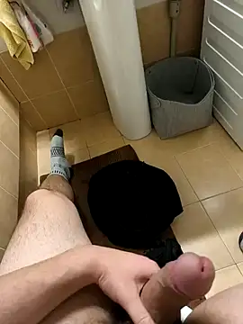 onbifeet online show from February 8, 2025, 9:46 pm