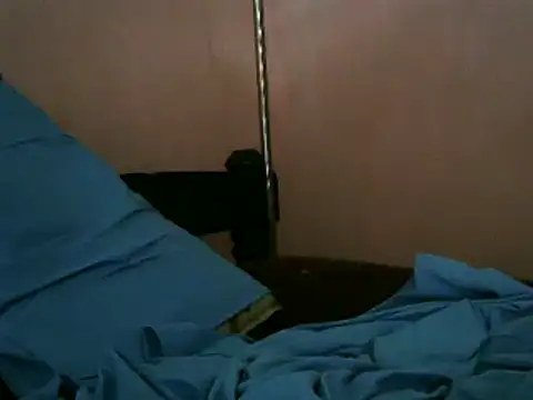 Snapshot of Bigras0011 chatting on March 14, 2025, 3:37 am Bigras0011 online show from March 14, 2025, 3:37 am