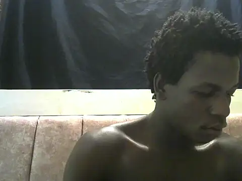 Bigras0011 online show from June 19, 2026, 2:49 am