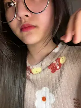 Krixxi22 online show from February 9, 2026, 3:38 pm