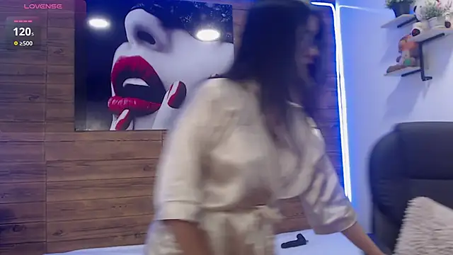 Ashlyeegray online show from March 4, 2025, 7:30 am