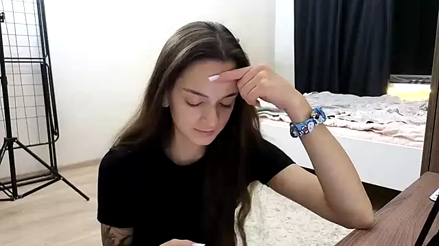 vse horosho online show from November 3, 2025, 3:57 pm