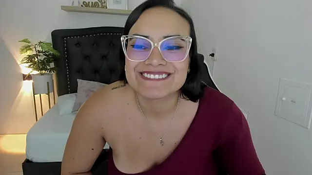 Snapshot of zoe_danae_ chatting on January 22, 2025, 4:12 pm zoe danae online show from January 22, 2025, 4:12 pm