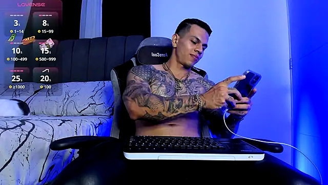 Aron Dark online show from November 13, 2025, 12:42 am