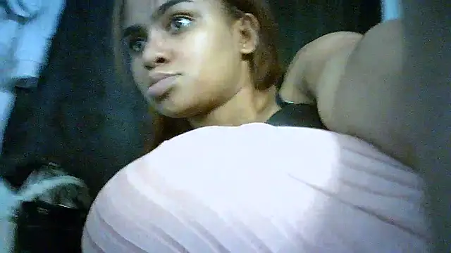 Snapshot of Bellabeltrann chatting on September 20, 2025, 10:49 am Bellabeltrann online show from September 20, 2025, 10:49 am