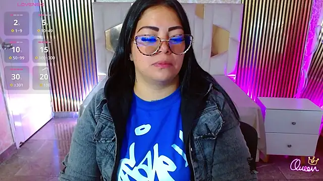 martinna tay online show from May 29, 2026, 3:04 am