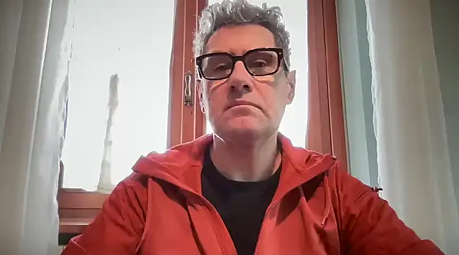 Snapshot of Britmi chatting on December 15, 2024, 9:35 am Britmi online show from December 15, 2024, 9:35 am