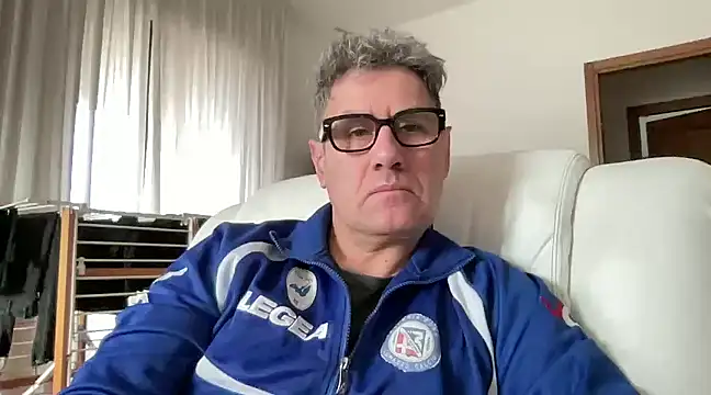 Snapshot of Britmi chatting on January 4, 2025, 9:32 am Britmi online show from January 4, 2025, 9:32 am