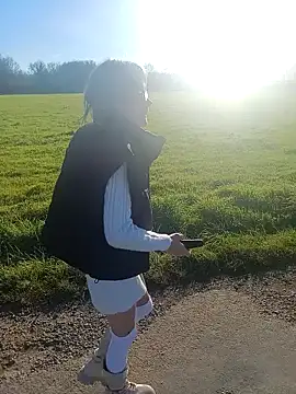 Timide girl2 online show from December 26, 2024, 1:54 pm