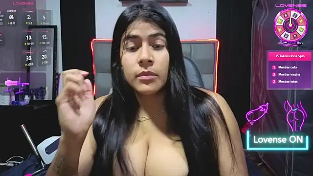 Snapshot of Rubi_boobs_ chatting on May 8, 2026, 1:22 am Rubi boobs online show from May 8, 2026, 1:22 am
