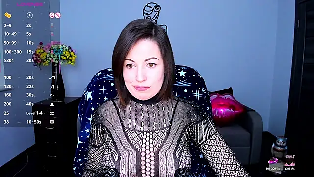 Snapshot of Emily_Midlton chatting on March 5, 2025, 9:37 pm Emily Midlton online show from March 5, 2025, 9:37 pm