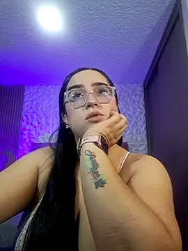 Sofiia davis23 online show from March 13, 2026, 1:40 pm