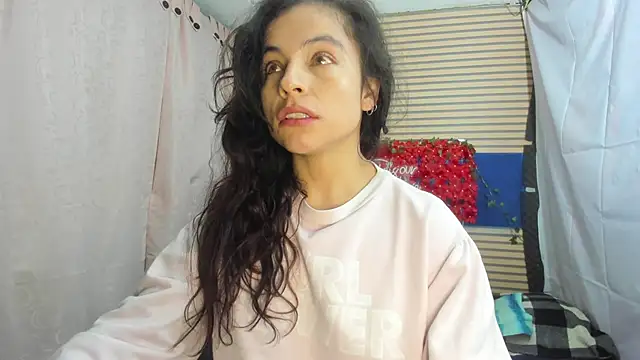 Snapshot of rosse_2504 chatting on May 26, 2026, 12:34 pm rosse 2504 online show from May 26, 2026, 12:34 pm