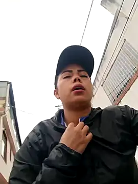  andrea30 online show from April 8, 2026, 11:43 am