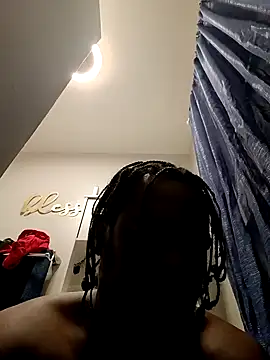 MRHANDSOME3800 online show from January 9, 2025, 12:57 am