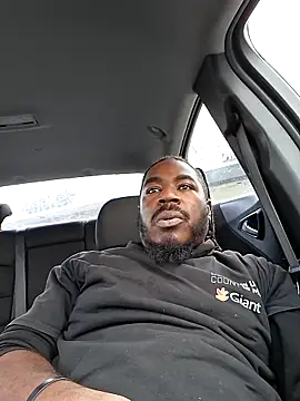 MRHANDSOME3800 online show from December 18, 2025, 8:04 pm