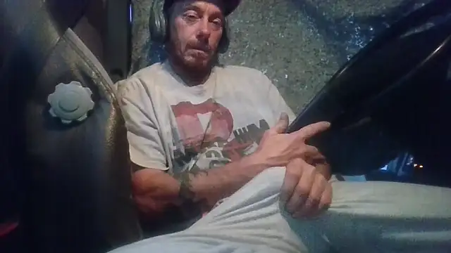 Snapshot of deepinnnnn chatting on July 17, 2026, 10:44 am deepinnnnn online show from July 17, 2026, 10:44 am