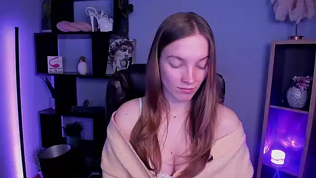 kenzie x online show from December 23, 2024, 11:14 am