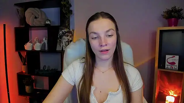 kenzie x online show from February 3, 2025, 9:08 am