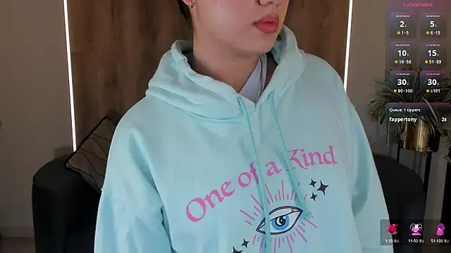 Snapshot of AngelicaVega chatting on February 13, 2025, 9:41 am AngelicaVega online show from February 13, 2025, 9:41 am