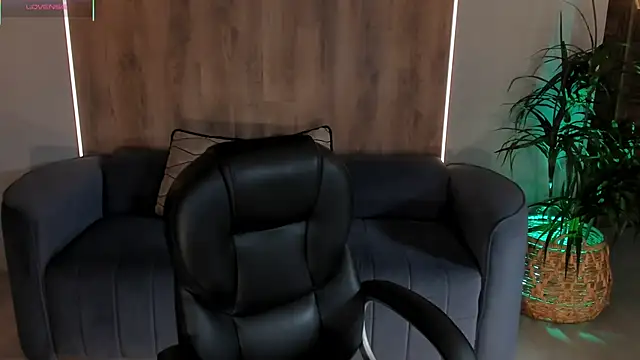 Snapshot of AngelicaVega chatting on October 29, 2025, 7:26 pm AngelicaVega online show from October 29, 2025, 7:26 pm