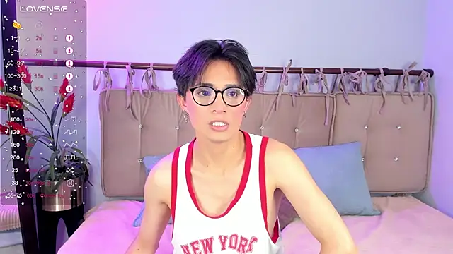 Snapshot of cherryy_boy chatting on May 25, 2026, 10:05 pm cherryy boy online show from May 25, 2026, 10:05 pm