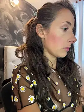 ScarletKings online show from April 17, 2026, 1:25 pm