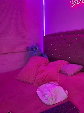 YovngBaby online show from May 16, 2026, 4:09 am