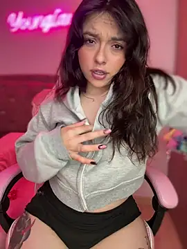 YovngBaby online show from July 23, 2026, 4:32 am