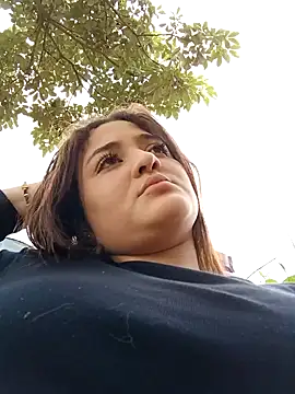 Liancy online show from December 3, 2024, 7:55 pm